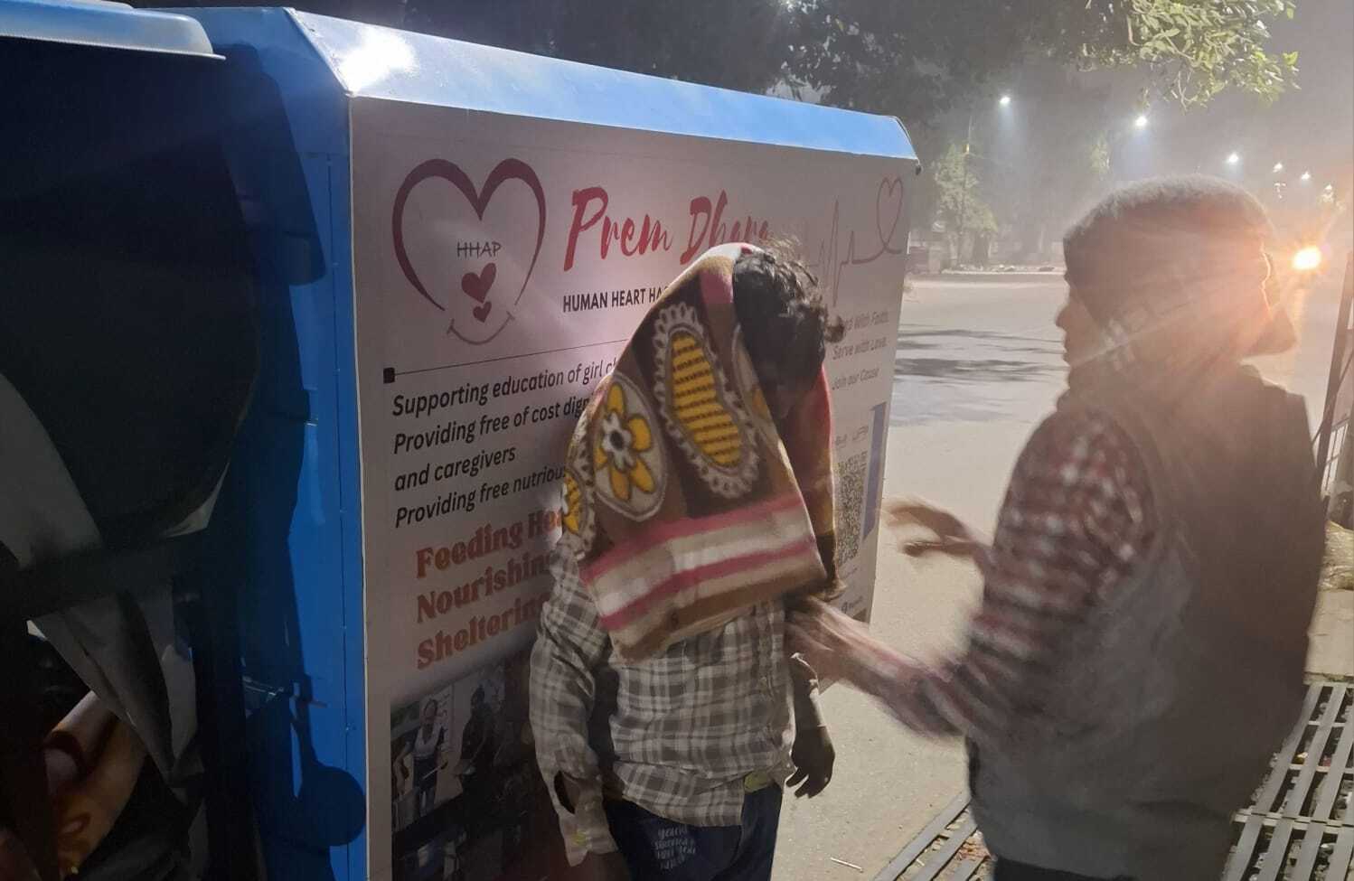 Blanket distribution story 1